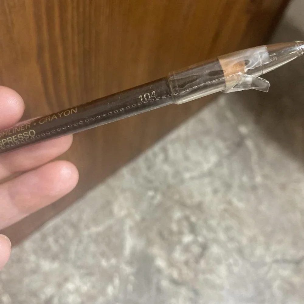 Max Factor hello am